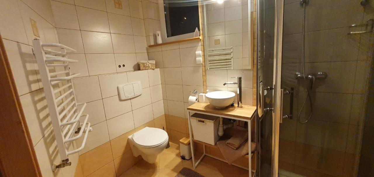 Apartamenty W Jantar - Lilasun ชกลาร์สกา ปอเรมบา ภายนอก รูปภาพ
