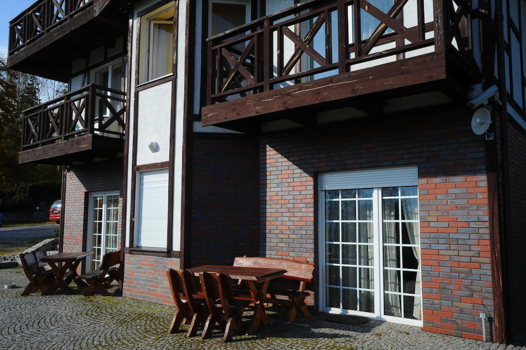 Apartamenty W Jantar - Lilasun ชกลาร์สกา ปอเรมบา ภายนอก รูปภาพ