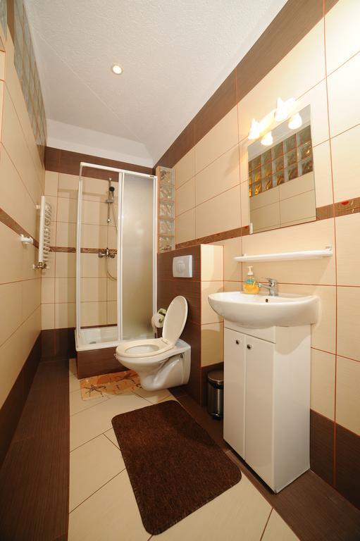 Apartamenty W Jantar - Lilasun ชกลาร์สกา ปอเรมบา ห้อง รูปภาพ
